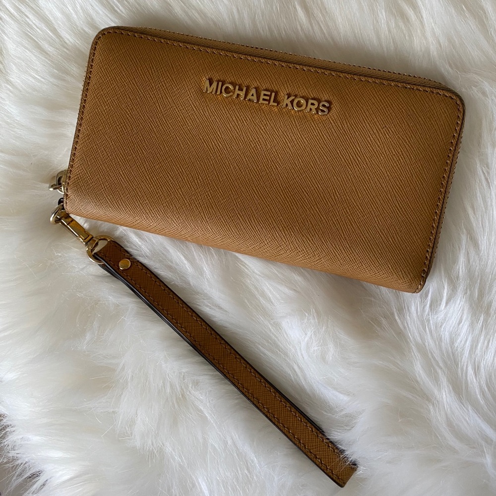 Michael Kors Peanut Wristlet Saffiano Leather